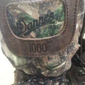 Women’s dinner hunting boots size 7.5